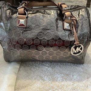 Michael Kors Grayson Bag - Logo Embossed Metallic Silver Duffle Crossbody Bag